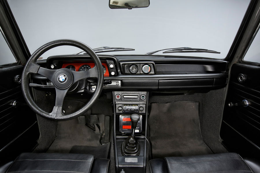 Name:  m235i-10.jpg
Views: 14981
Size:  85.3 KB