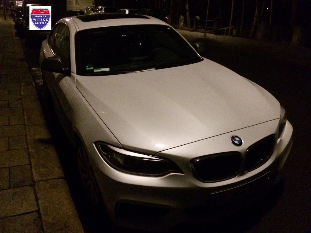 Name:  alpinewhite-m235i-a.jpg
Views: 46856
Size:  177.6 KB