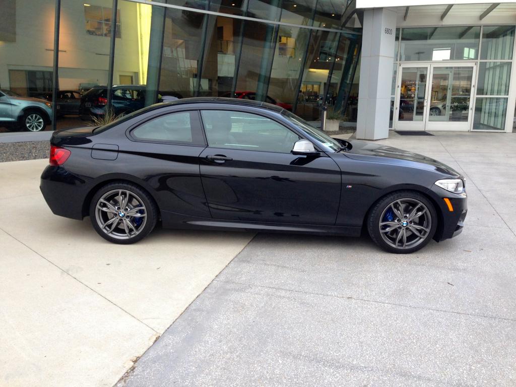 Name:  m235i-black2.jpg
Views: 17390
Size:  117.0 KB