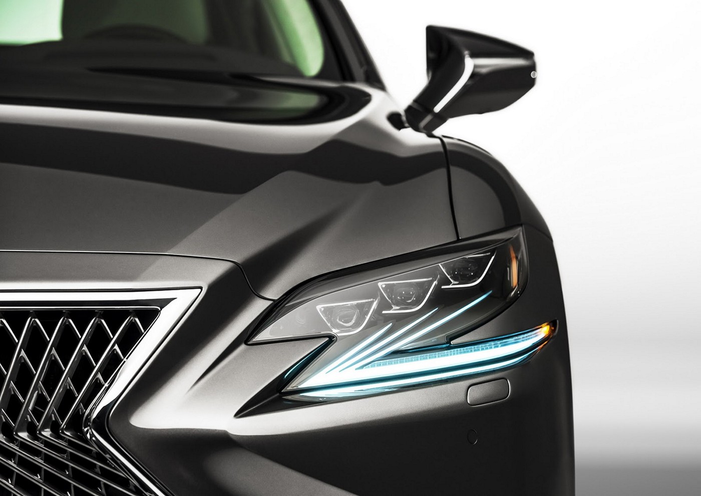 Name:  2018-Lexus-LS-12.jpg
Views: 3646
Size:  192.2 KB