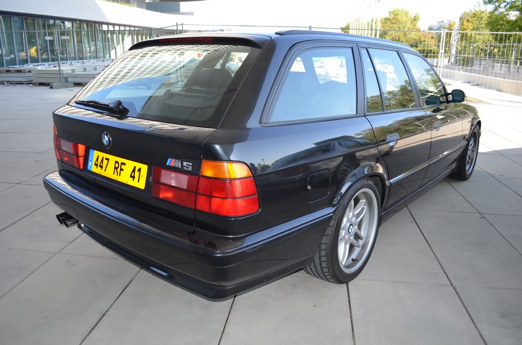 Name:  e34 M5 bonhams auction  DSC_0086.jpg
Views: 15601
Size:  120.5 KB