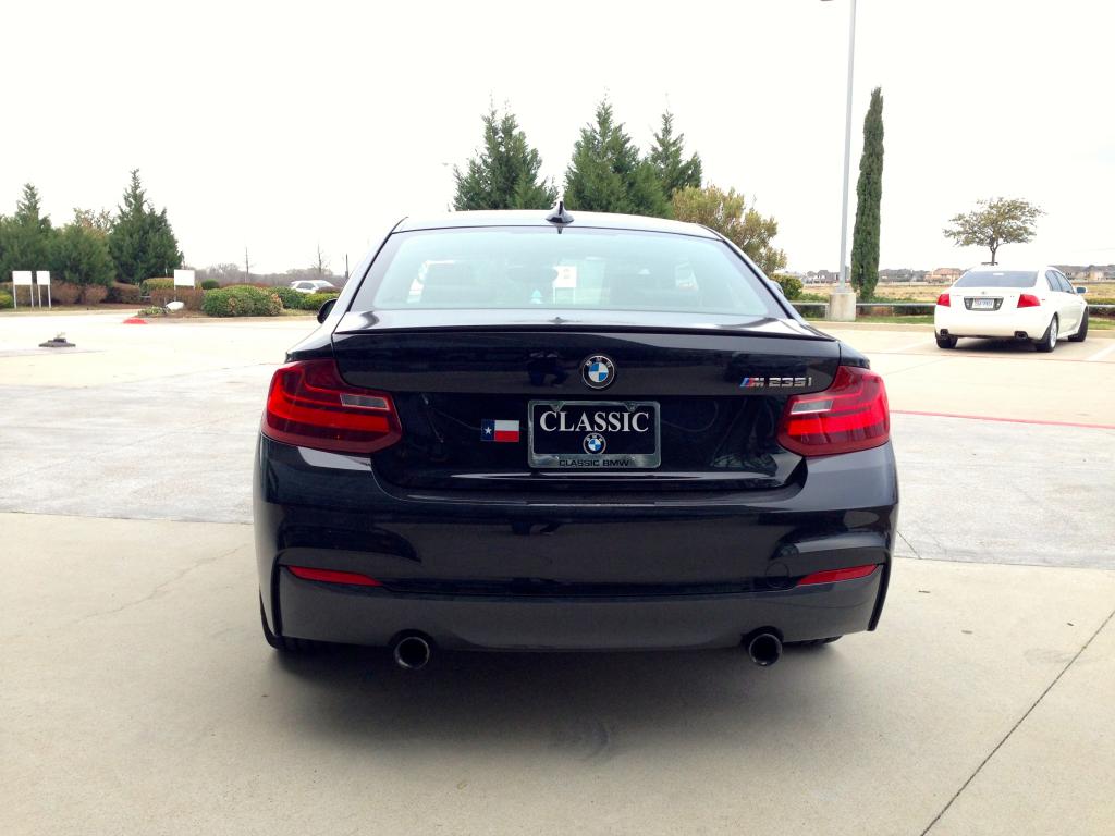 Name:  m235i-black3.jpg
Views: 16145
Size:  80.1 KB