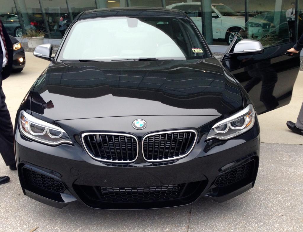 Name:  m235i-black1.jpg
Views: 17655
Size:  121.4 KB