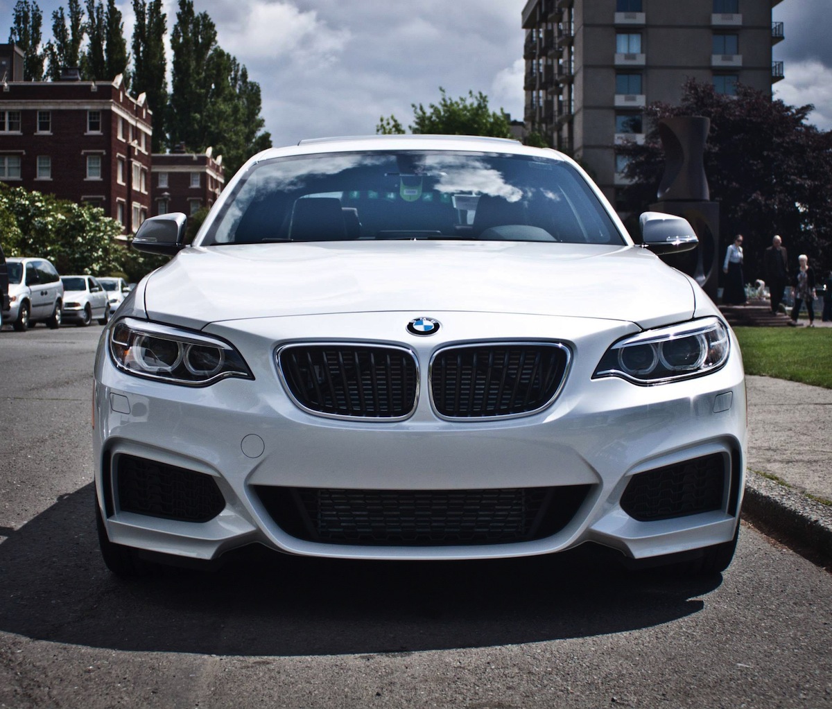 Name:  mineralwhite-m235i-0.jpg
Views: 4757
Size:  337.1 KB