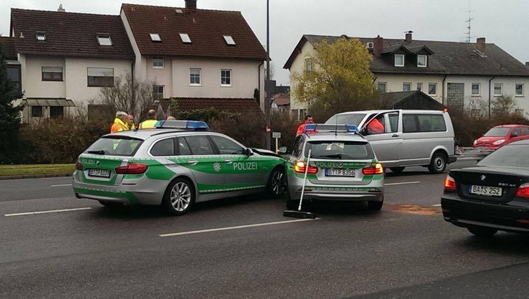 Name:  polizei crash.jpg
Views: 6888
Size:  98.9 KB