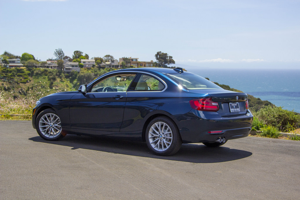 Official MIDNIGHT BLUE METALLIC 2 Series Coupe/Convertible