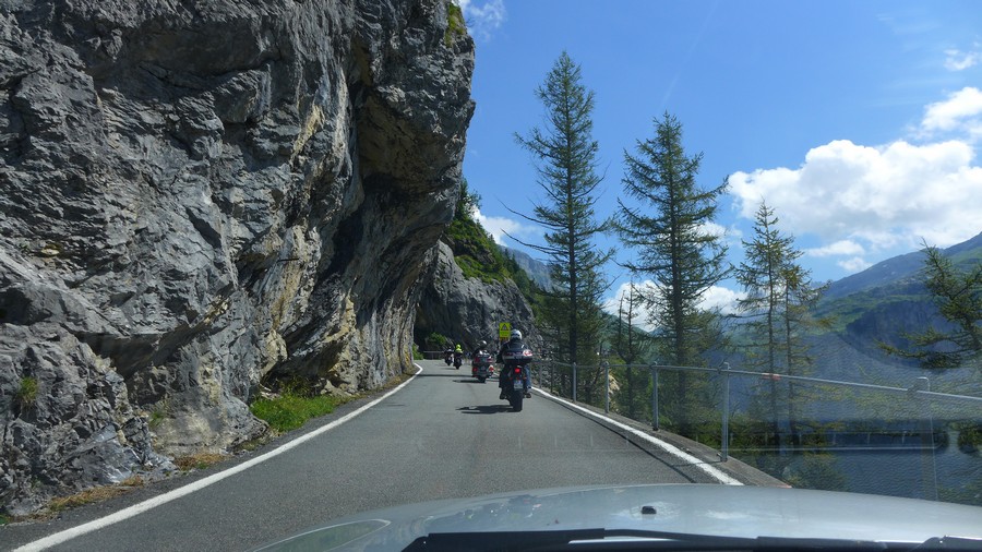 Name:  Furka Pass  P1080556.jpg
Views: 5218
Size:  189.9 KB