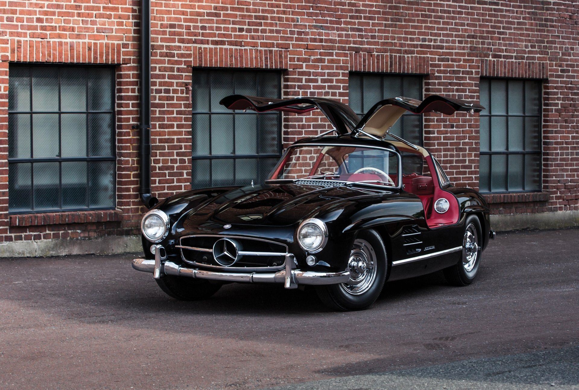 Name:  SL Gullwing.jpg
Views: 2267
Size:  560.7 KB