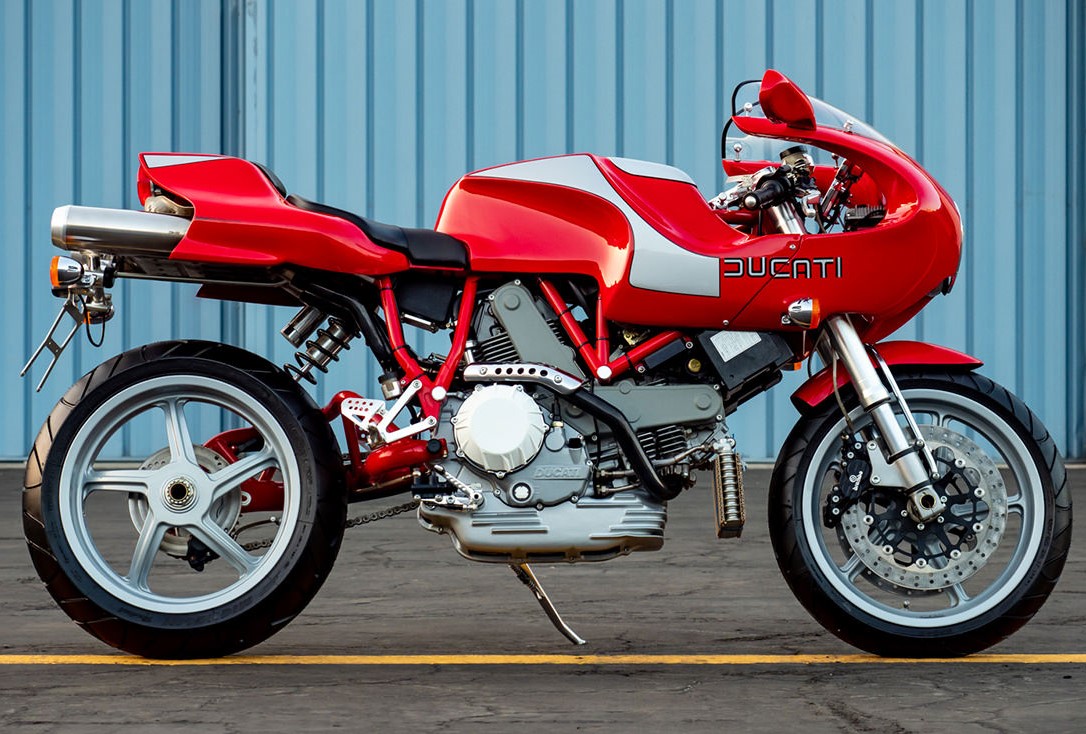 Name:  ducati-mh900e.jpg
Views: 1995
Size:  249.8 KB