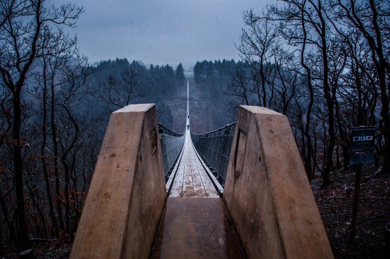 Name:  suspension bridge hngeseilbrcke geierlay  0406-Gemma-Geierlay-Germanys-Longest-Suspension-Bri.jpg
Views: 10215
Size:  136.9 KB