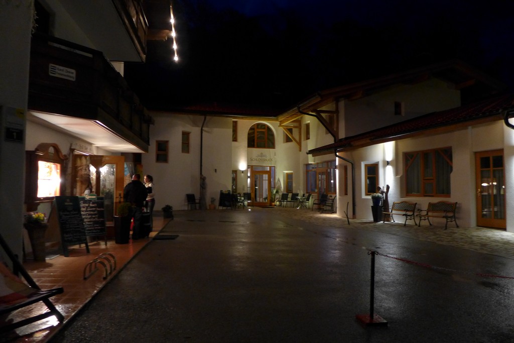 Name:  SchlossBlick Hotel near Kufstein, AustriaP1000934.jpg
Views: 13306
Size:  140.4 KB