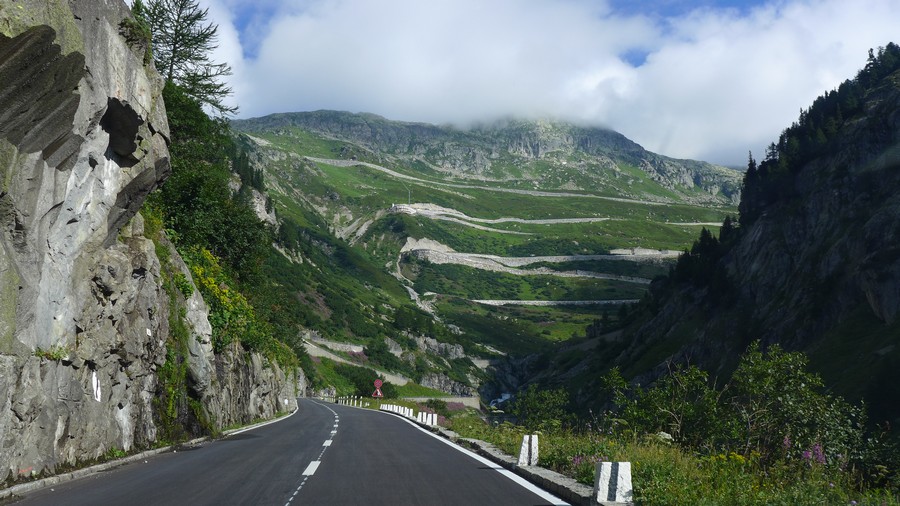 Name:  Furka Pass  P1080474.jpg
Views: 12495
Size:  181.5 KB