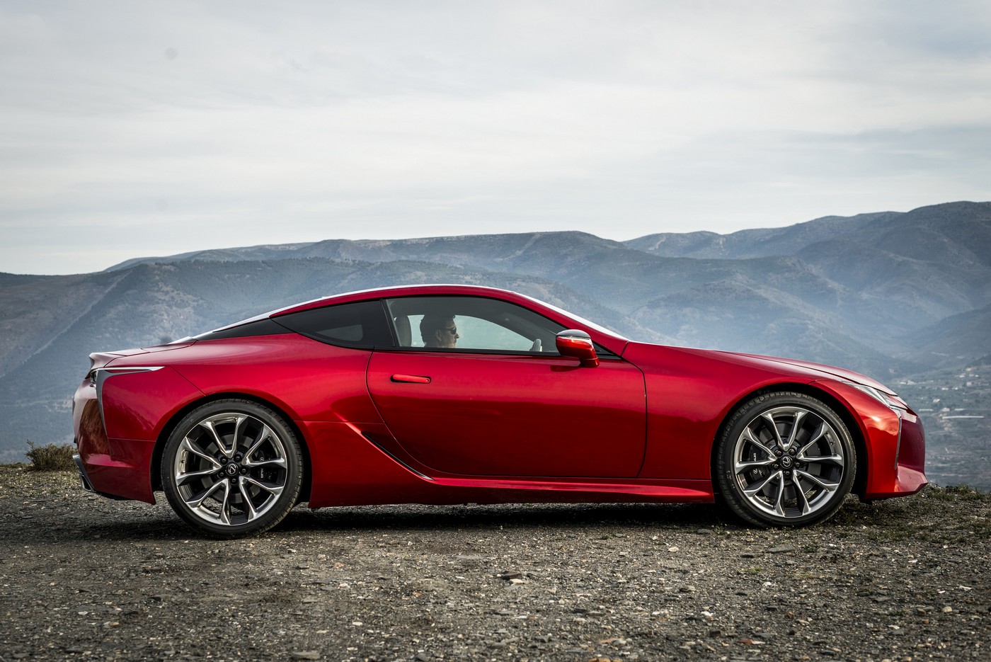 Name:  lexus_lc_500_18.jpg
Views: 2205
Size:  312.0 KB